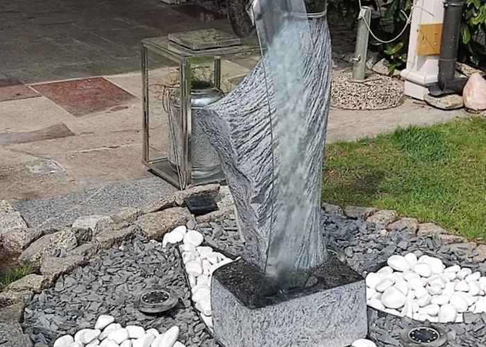 Roza Wiatrow 科沃布热格